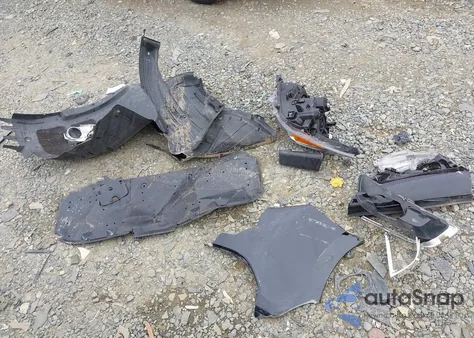 2018 Mazda Mazda3 Sport из США, поврежденный, VIN 3MZBN1K77JM226798